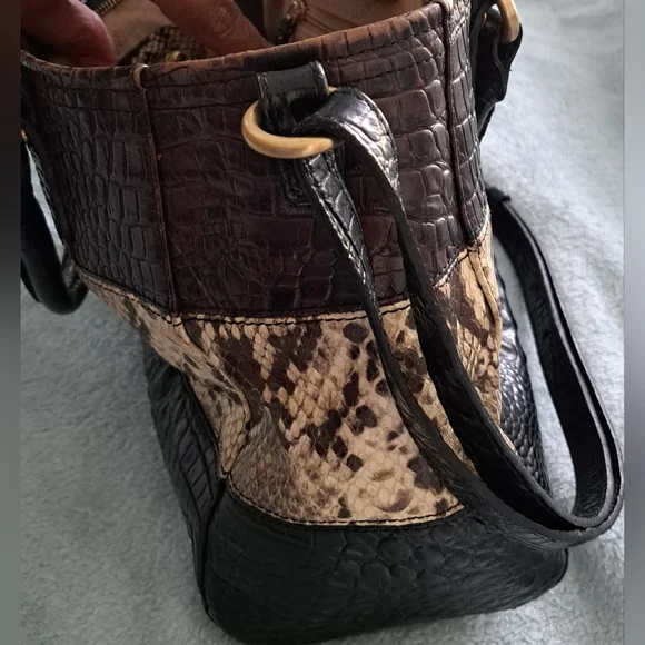 Brahmin Brown and Black Textured Shoulder Bag - Picture 3 of 8